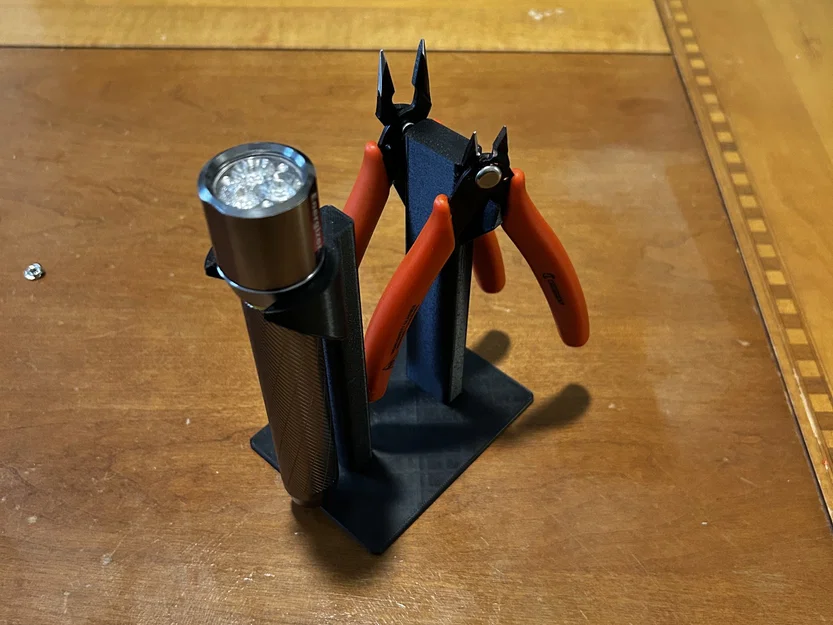 Giá đỡ công cụ nhỏ cho đèn pin và kìm - Image 1