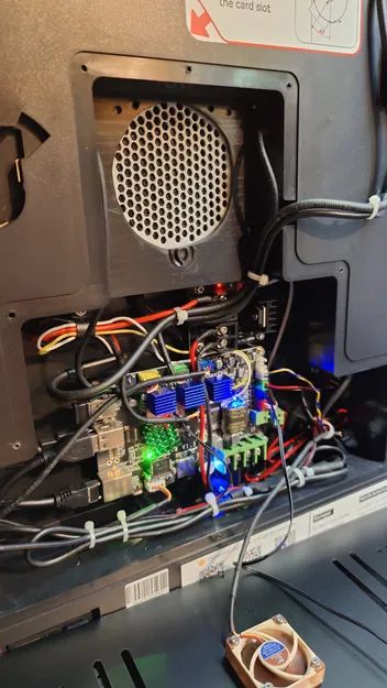 Bộ lọc than hoạt tính cho máy in 3D Qidi Tech X-Plus3 - Image 4