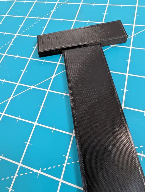 Thước kẻ 'T' nhỏ cho dự án cắt thẳng - Image 2