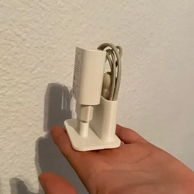 Giá đỡ sạc gọn gàng cho thiết bị điện tử