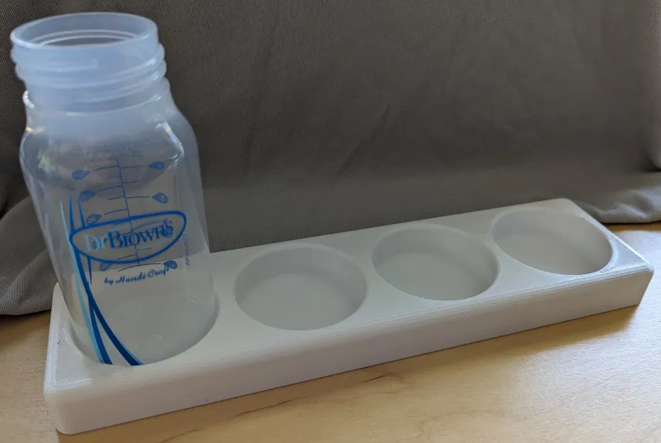 Giá đỡ bình sữa 4oz Dr. Brown cho tủ lạnh - Image 1
