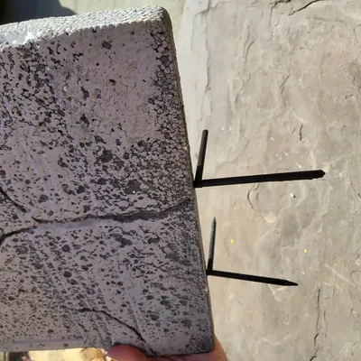 Cọc đỡ bia mộ bằng foam cho trang trí Halloween