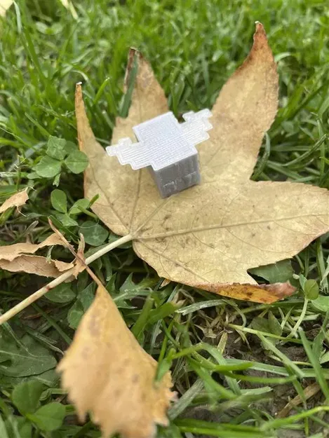 Mô hình ong trong Minecraft với chi tiết sống động - Image 2