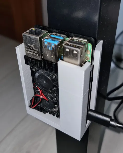 Giá đỡ chân Raspberry Pi cho bàn IKEA Lack - Image 1