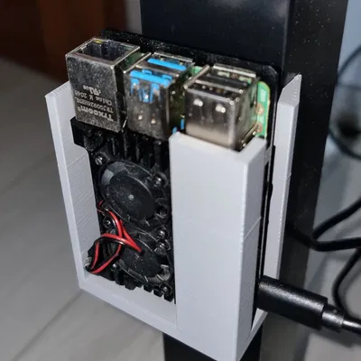 Giá đỡ chân Raspberry Pi cho bàn IKEA Lack