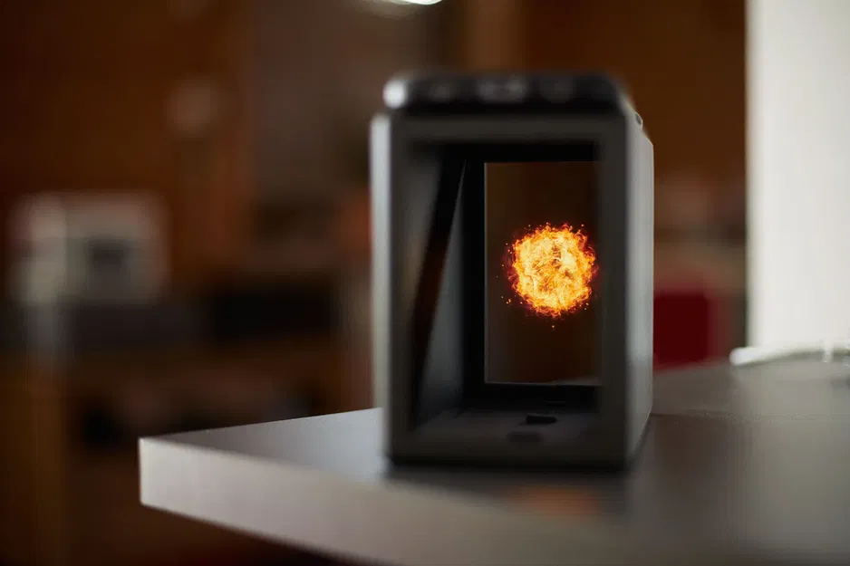 Hộp hologram đứng cho smartphone theo kỹ thuật ảo ảnh Pepper - Image 1