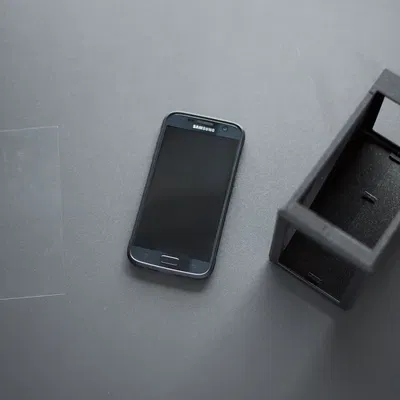 Hộp hologram đứng cho smartphone theo kỹ thuật ảo ảnh Pepper