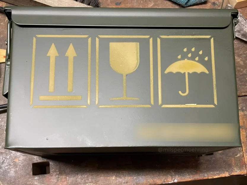 Khuôn stencil "Cẩn thận" cho phun sơn hoặc airbrush - Image 1