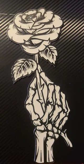 Tay bộ xương cầm hoa hồng in màu độc đáo - Image 1