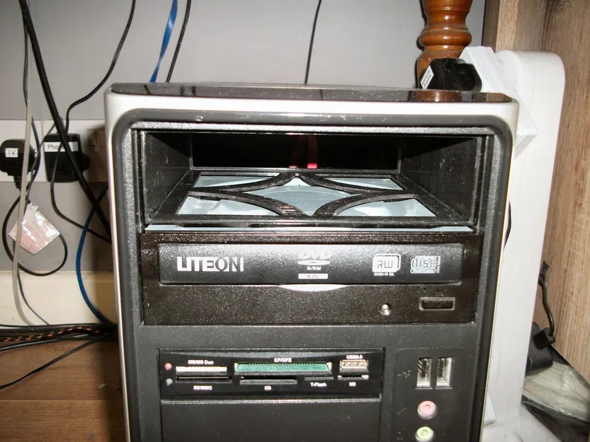 Đơn vị ngăn kéo cho ổ đĩa và gắn huy hiệu - Image 3