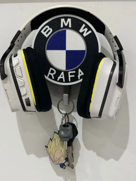 Giá đỡ tai nghe và chìa khóa có logo BMW - Image 1
