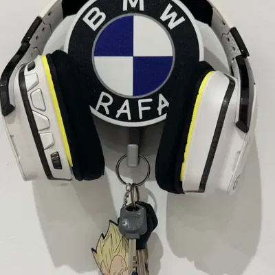 Giá đỡ tai nghe và chìa khóa có logo BMW