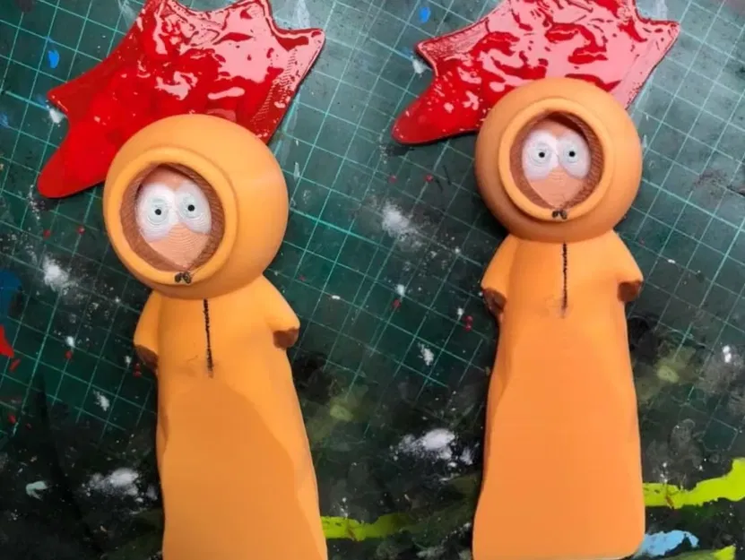Kenny bị ép làm giá đỡ cửa độc đáo từ South Park - Image 1