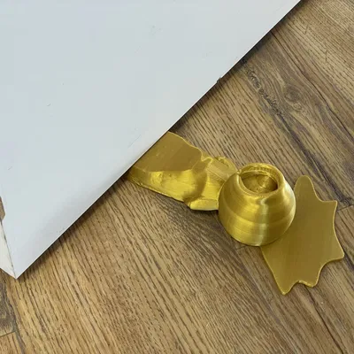 Kenny bị ép làm giá đỡ cửa độc đáo từ South Park