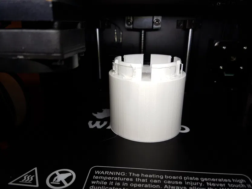 Giá đỡ cốc cho bàn gập trên xe VW Touran - Image 2