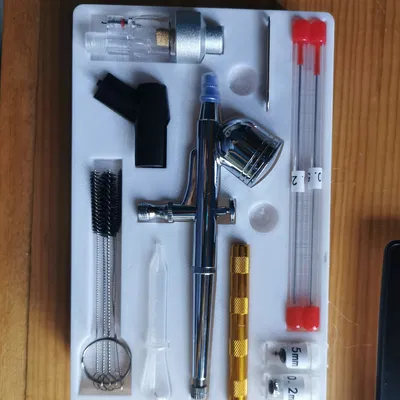 Khay tổ chức cho bộ phun sơn giá rẻ từ Amazon