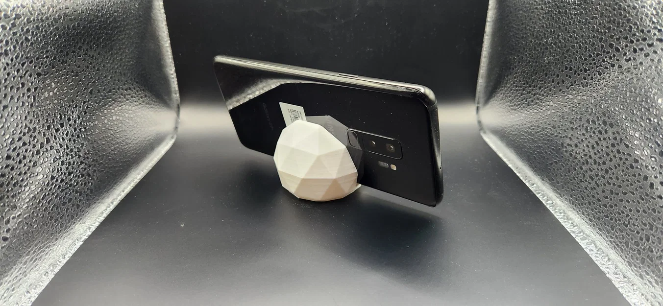 Giá đỡ điện thoại phong cách tối giản low poly - Image 3