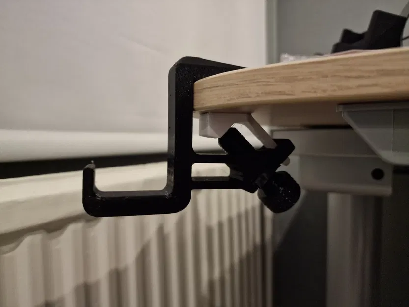 Giá treo tai nghe 3.0 cho bàn có độ dày 24mm - Image 1