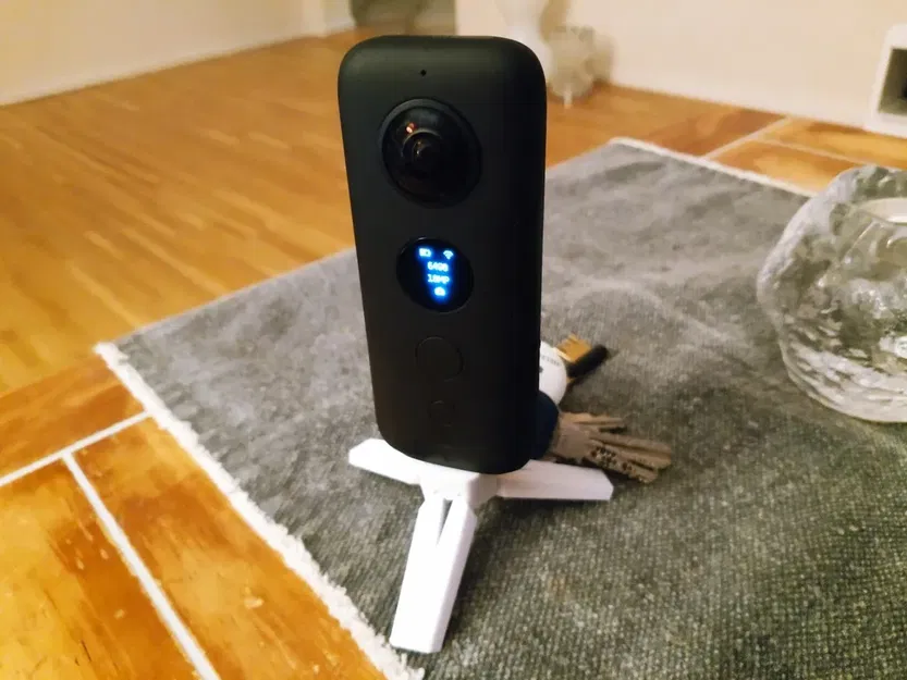 Giá đỡ chân máy ảnh mini dạng móc chìa khóa với vít 1/4 - Image 1