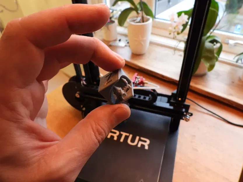 Khối hiệu chuẩn 20mm XYZ - Lâu đài - Image 1