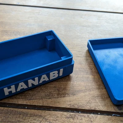 Hộp lưu trữ các thành phần trò chơi Hanabi