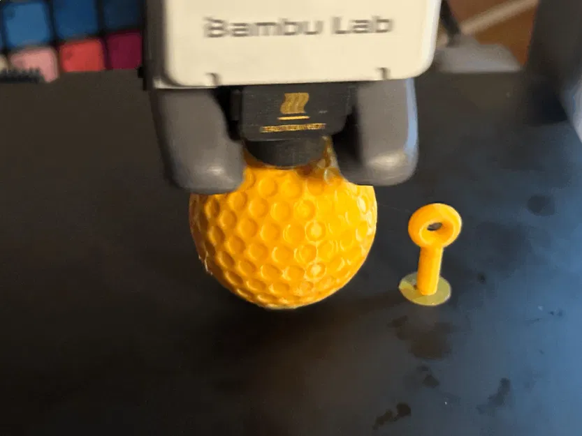 Bóng golf có vòng xoắn dùng làm móc chìa khóa - Image 4