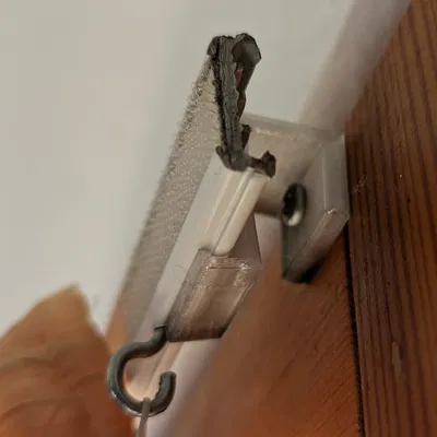 Giá đỡ rèm nhỏ gắn tường bằng PETG