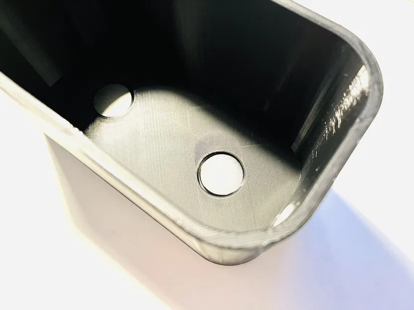 Giá đỡ rửa mặt có nam châm cho người cắm trại - Image 2