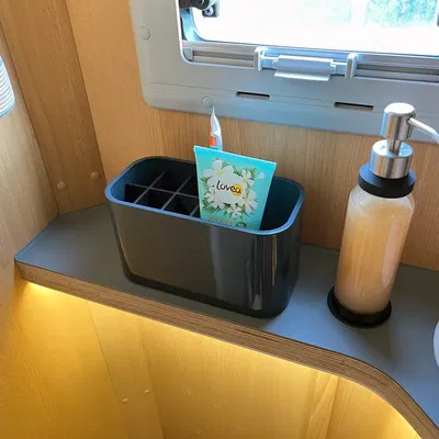 Giá đỡ rửa mặt có nam châm cho người cắm trại