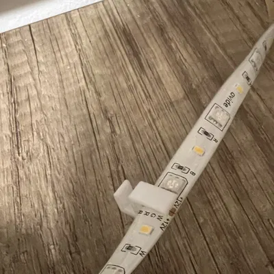 Giá đỡ đèn LED cho bảng IKEA Skadis