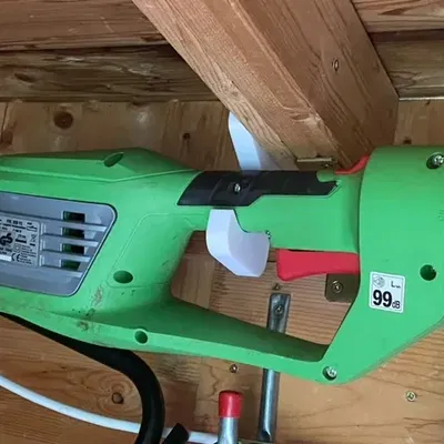 Haken treo cho máy cắt cỏ dài tay Parkside