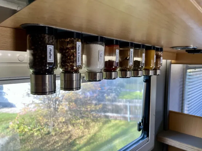 Đế nam châm cho chai sinh tố TrueFruits 99ml & 250ml - Image 7