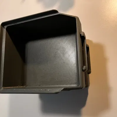 Hộp dụng cụ có không gian gắn thẻ tên