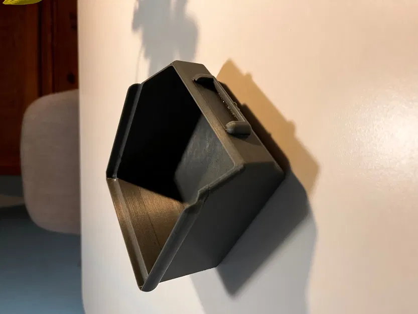 Hộp dụng cụ có không gian gắn thẻ tên - Image 3