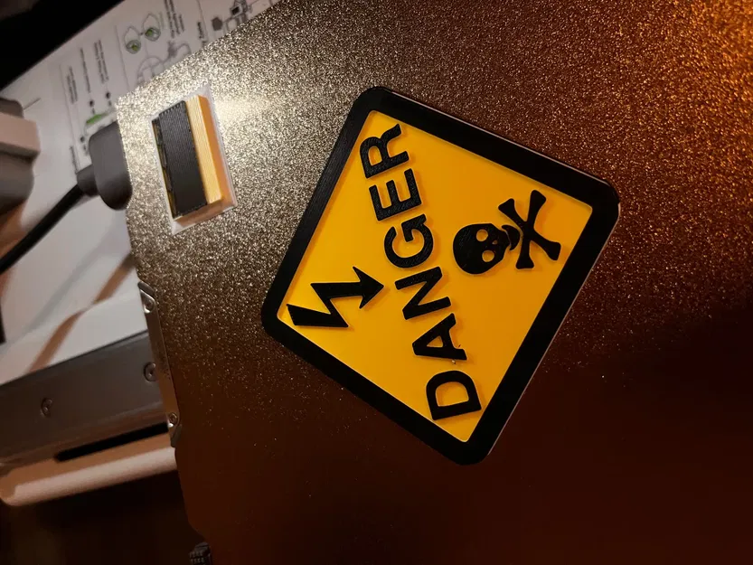 Biểu tượng cảnh báo nguy hiểm màu vàng - Image 1