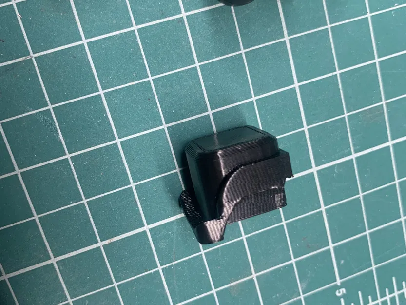 Phụ kiện chốt cho tay cầm VZ61 chống rung - Image 1