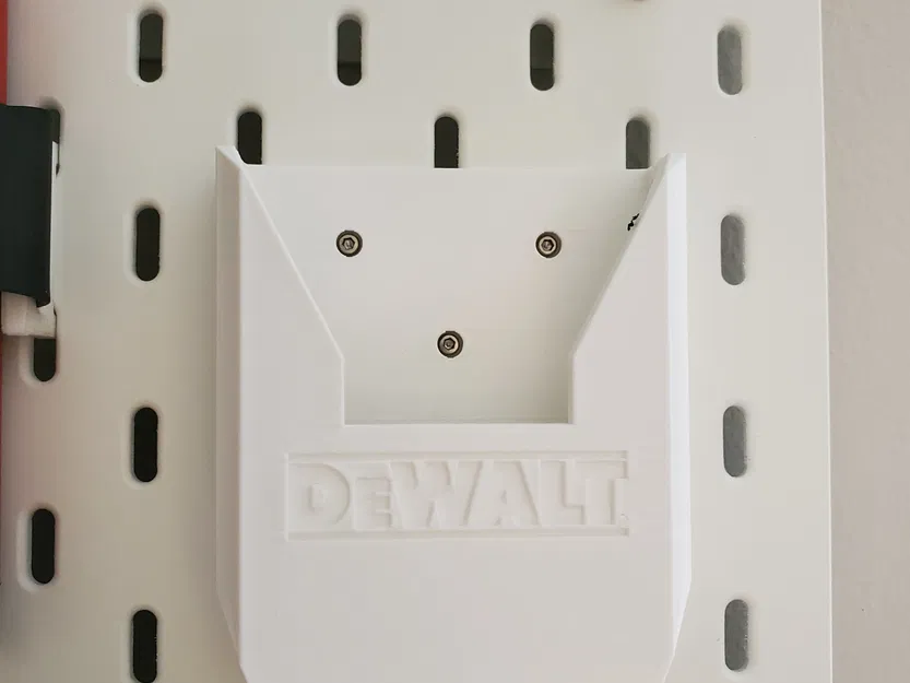 Giá đỡ cho máy cưa lọng DeWalt DCS334 gắn lên bảng Ikea Skadis - Image 2