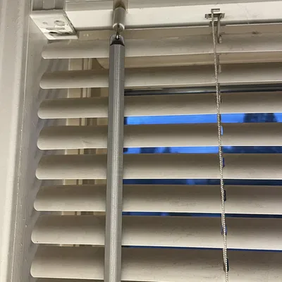 Cần gạt/móc rèm thay thế cho cửa sổ