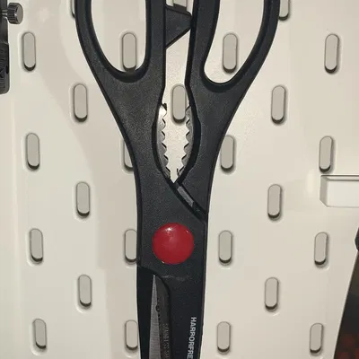 Giá đỡ kéo Ikea Skadis treo thẳng đứng