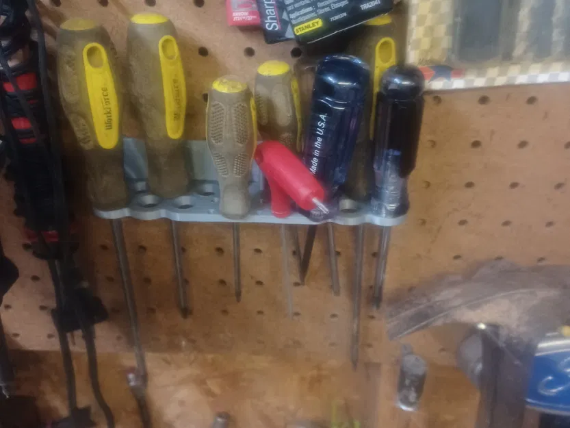 Giá đỡ công cụ pegboard nhỏ gọn cho tua vít - Image 2