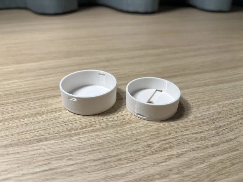 Giá đỡ AirTag gắn bằng dây zip tiện lợi - Image 4