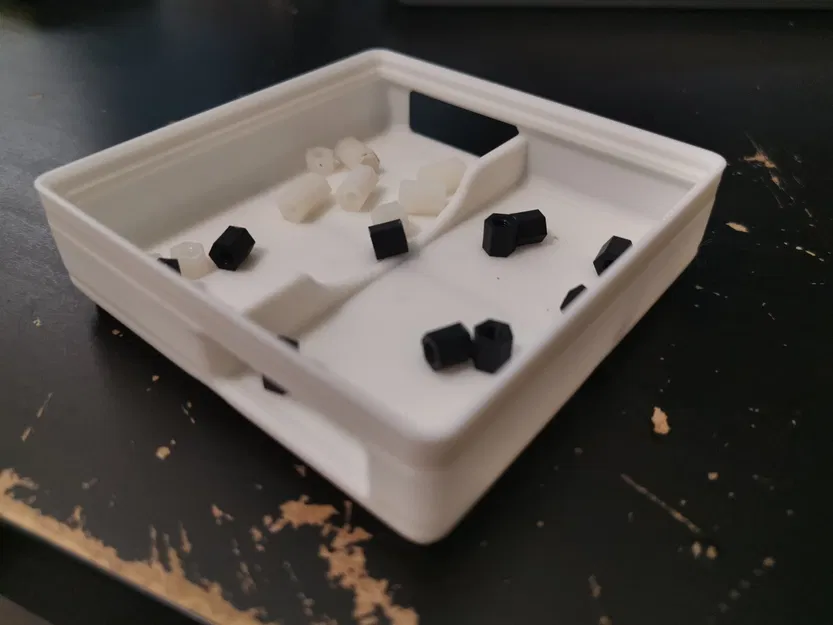 Khay phân loại linh kiện nhỏ Gridfinity 2x2x3 - Image 1