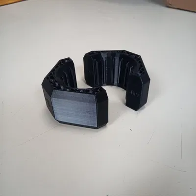 Cờ mic cầm tay hình khối không cần giá đỡ