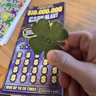 Dụng Cụ Cào Vé Số Cỏ 4 Lá May Mắn