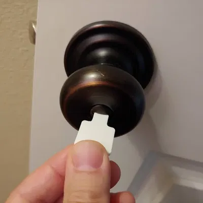 Chìa Khóa Phòng Tắm