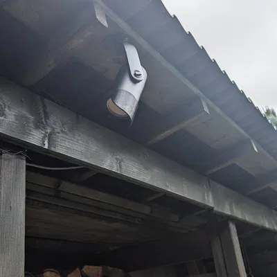 Chao đèn Philips Hue Lily (Lily Outdoor Spot)