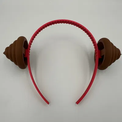 Băng đô 'Poop' phiên bản độc lạ