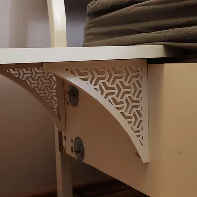 Kệ đẵ [Shelf bracket]