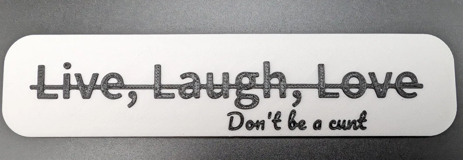 Đừng có là một thằng khốn nạn - Sống, Cười, Yêu - Image 1