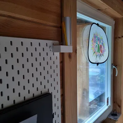 Giá đỡ/kệ Skadis cho Netatmo (lệch sang phải)